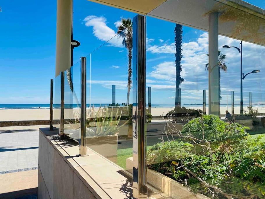 Stylish Apartment With Terrace On The Beachfrom Valenza Esterno foto